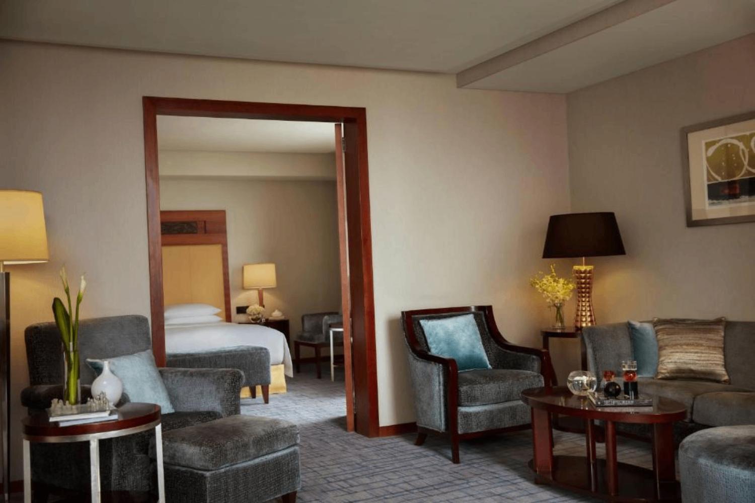 Renaissance Wuhan Hotel Exterior foto